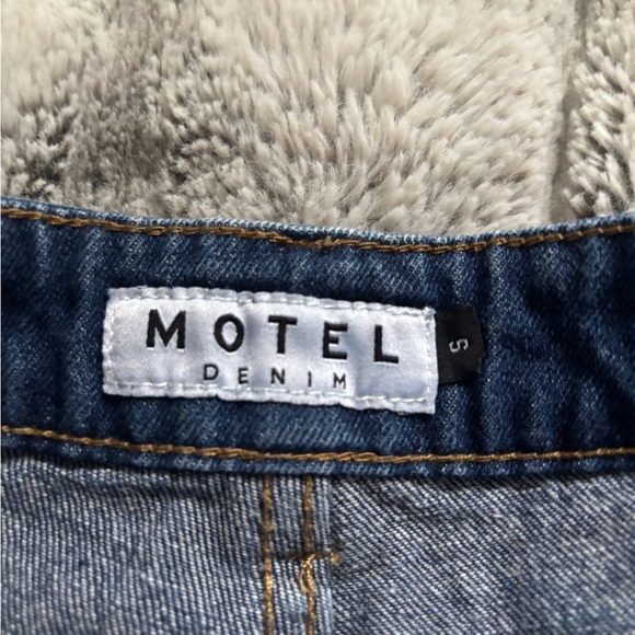 Motel denim jean shorts - Picture 3 of 3